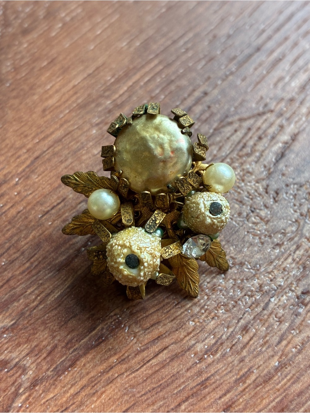 Miriam Haskell Vintage Gold-Tone Floral Pearl Cluster SINGLE Clip On Earring